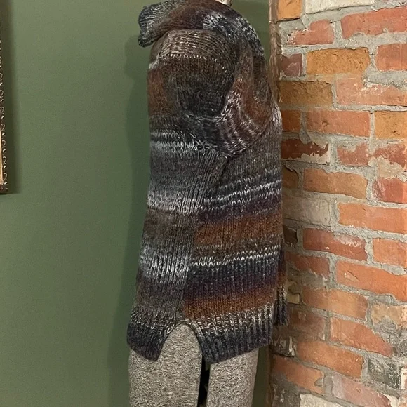 Roots Wool Crewneck - Picture 3 of 6